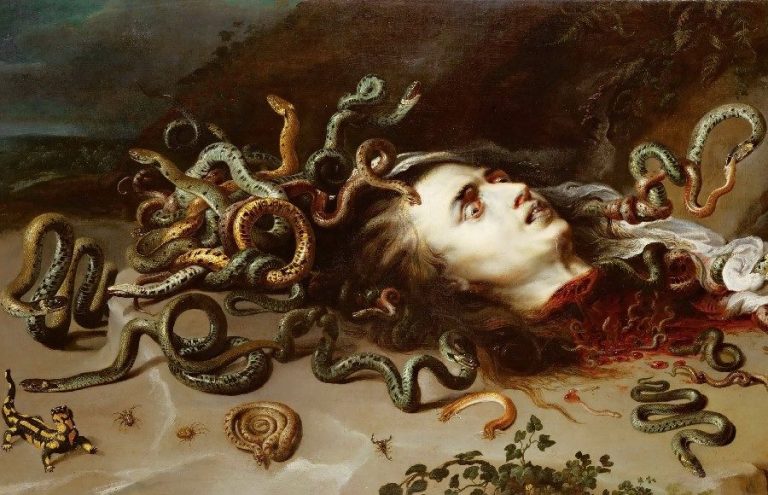 Medusa Nasıl Lanetlendi?