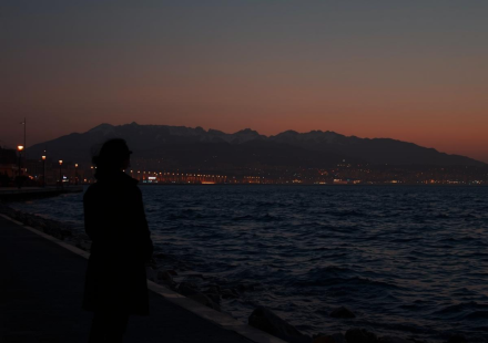 İzmir Nakaratları Irmak Çelik