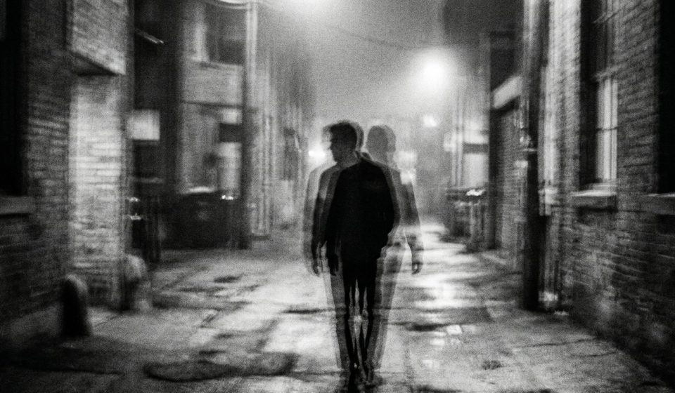 Sanrıları Sanırken Irmak Çelik